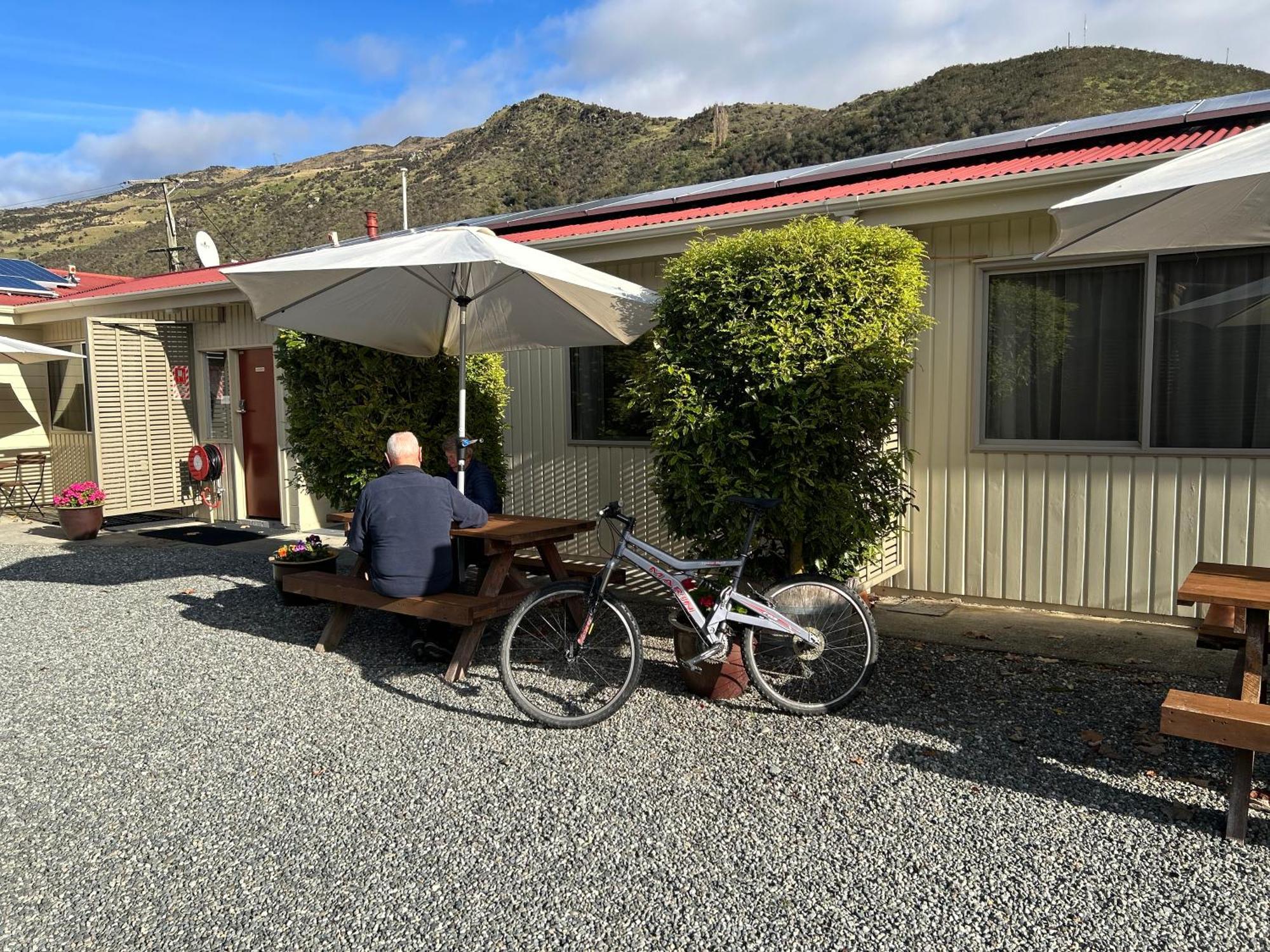 Roxburgh Motels Exterior photo
